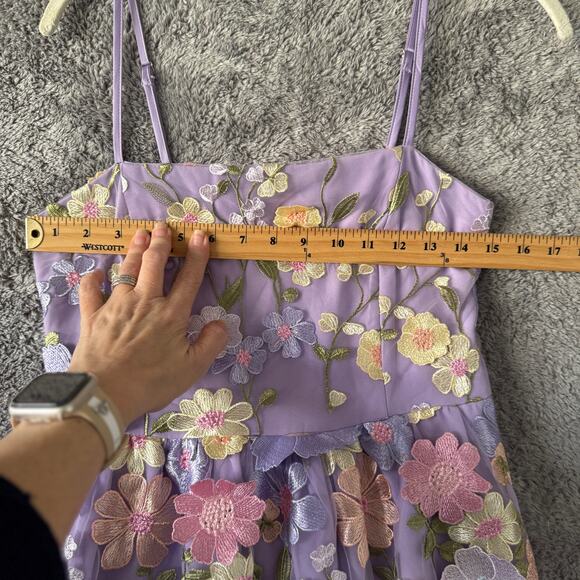 ENDLESS ROSE FLORAL EMBROIDERED MINI DRESS SIZE S - Picture 12 of 13